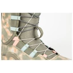 Boots Nitro Futura TLS Camo Rose 16 Boots Nitro Futura TLS Camo Rose -Matériel De Ski bcf80d3f4d14e1ba5c1995bd1e5b4572beadbeb9 H21NITRBOO1374054 904