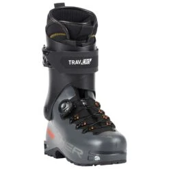 Chaussures De Ski Randonnée Fischer Travers Cs Grey Black -Matériel De Ski d56959455a41e995bc92c5f882de79c4502a57bd H23FISCCHA327172 4